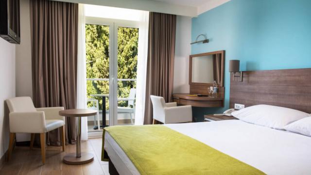 Hotel ASTAREA ***