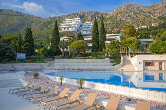 Hotel ASTAREA ***