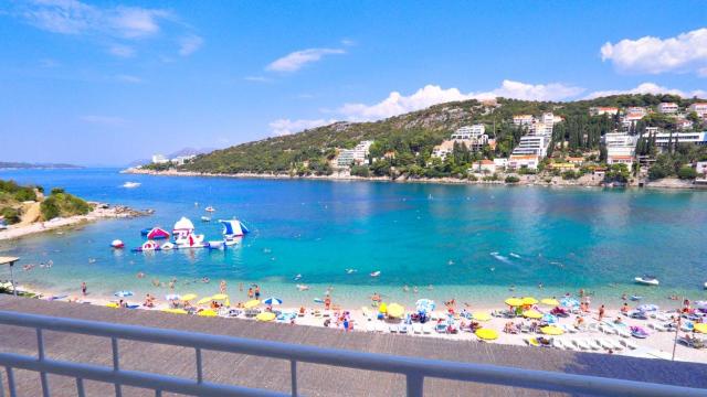 Hotel VIS ***