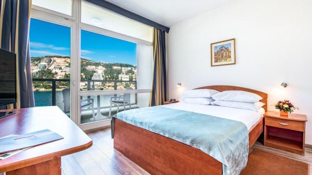Hotel VIS ***
