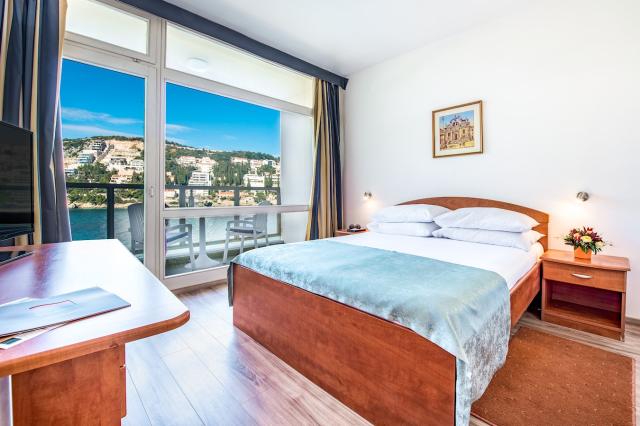 Hotel VIS ***
