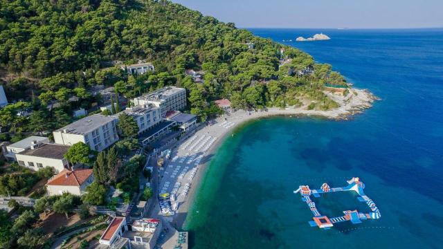 Hotel VIS ***