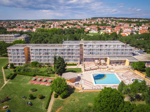 Hotel Arena Hotel HOLIDAY ***