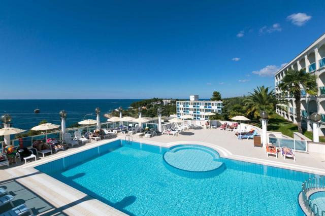 Hotel GRAN VISTA PLAVA LAGUNA ***
