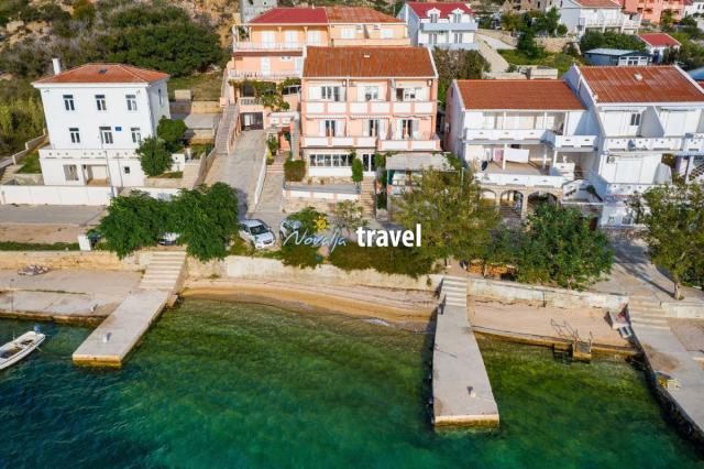 Vila ERIK ***