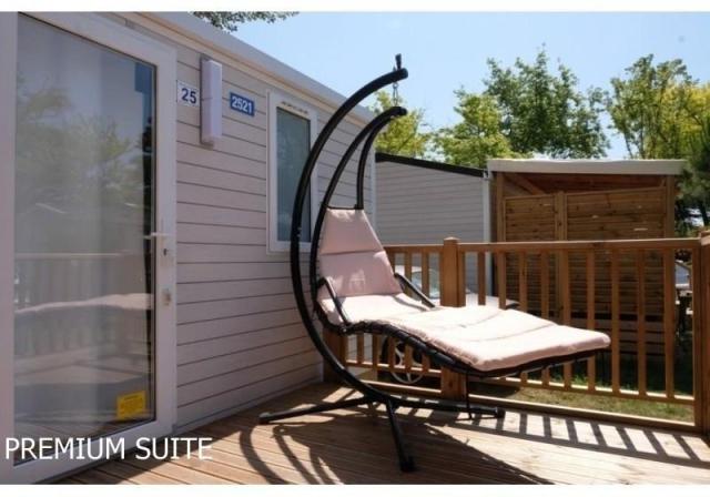 Z_HAPPY_PREMIUM_SUITE_09