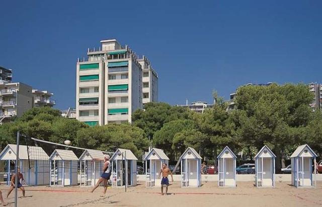 OCCIDNETE_LIGNANO_01.JPG