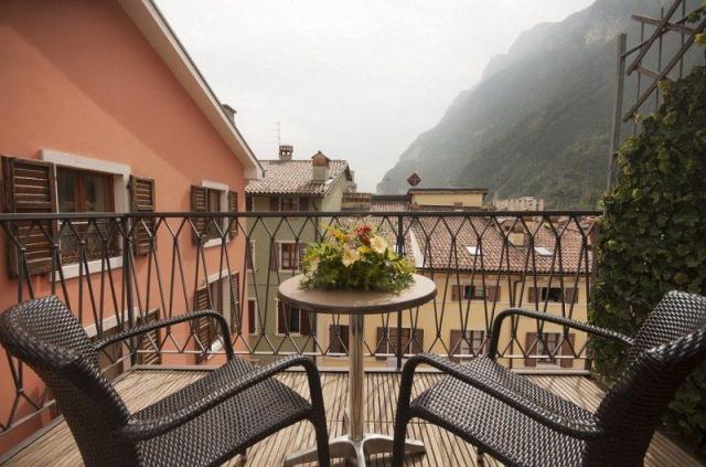 ATINCO_BORGO_RIVA_09.JPG