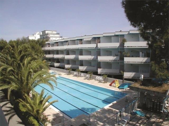SEASIDE_BENEDETTO_01.JPG