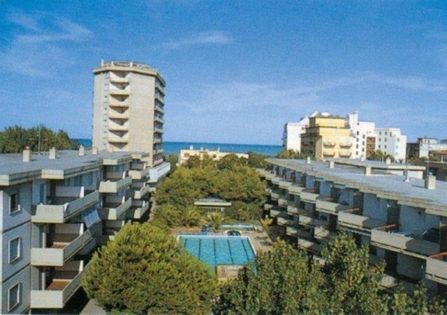 SEASIDE_BENEDETTO_02.JPG