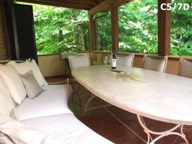 VILLA QUERCIA_VAL CANINA_TOSKANSKO_06.JPG