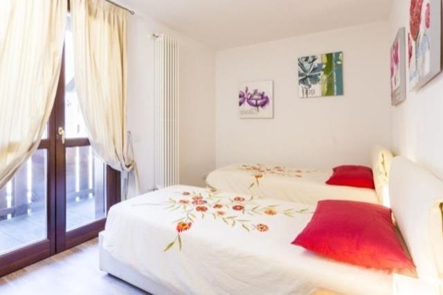 ROSA D.DOLOMITI_MADONNA_SS_10.JPG