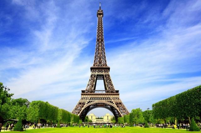 Romantický Paríž, zámok Versailles a jeho záhrady LETECKY