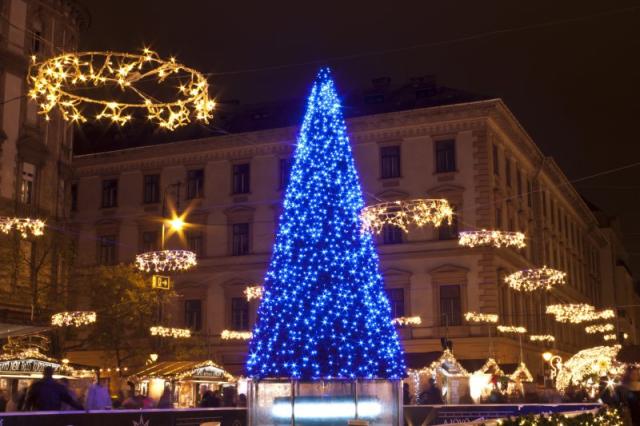 Vianočná Budapešť, historické pamiatky a návšteva adventných trhov
