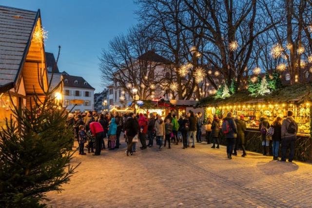 Adventný Bazilej, najkrajší advent vo Švajčiarsku LETECKY