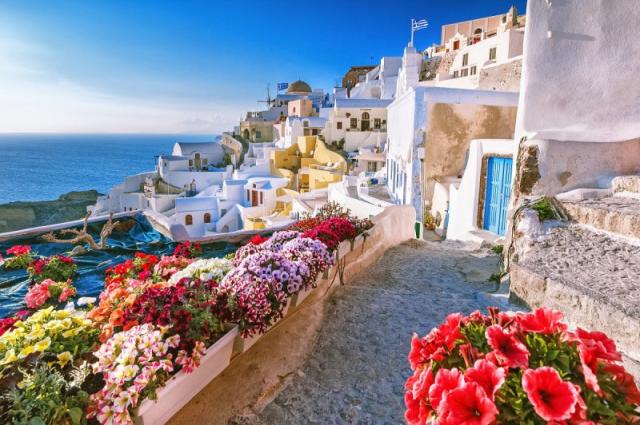 Santorini - najromantickejší ostrov Grécka Letecky