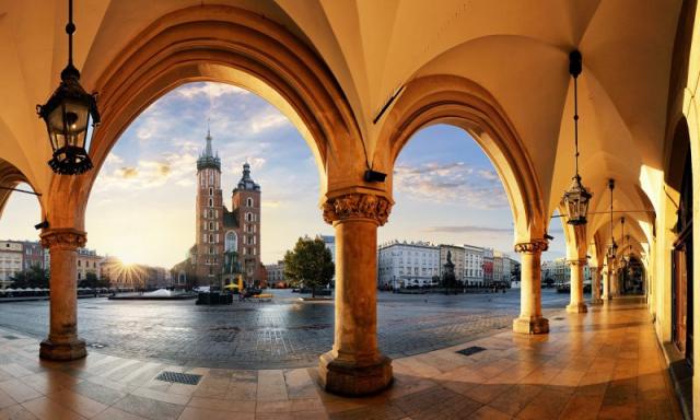 Víkend v Krakowe, Wadowice a soľná baňa Wieliczka