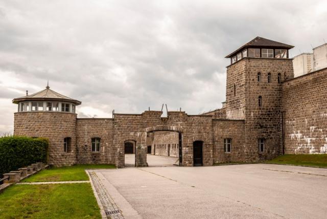 Koncentračný tábor Mauthausen, schody smrti a Linz