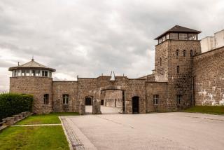 Koncentračný tábor Mauthausen, schody smrti a Linz