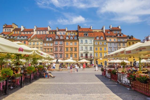 Varšava, mesto plné kontrastov Letecky