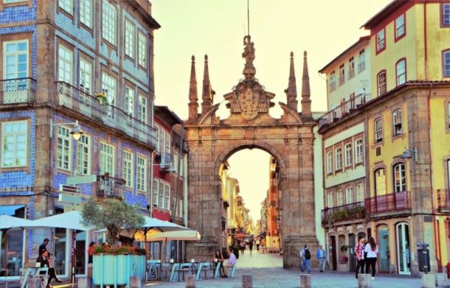 Očarujúce Porto, víno a malebné údolie rieky Douro