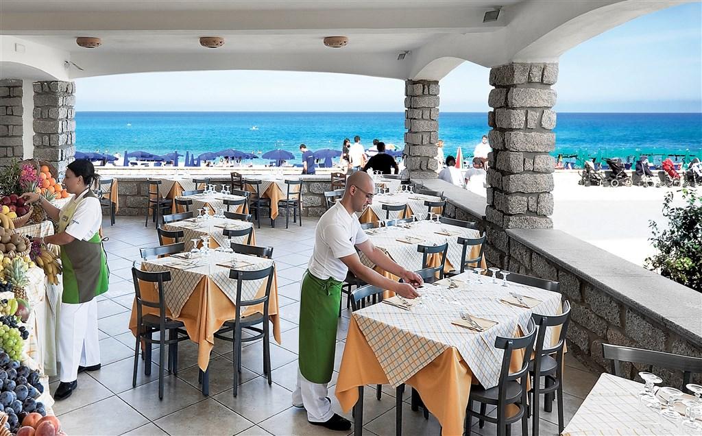 HOTEL LA DUNA BIANCA_RESTAURACE.jpg