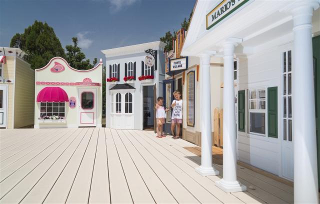 Children's Wonderland_Mario's Village 5.jpg