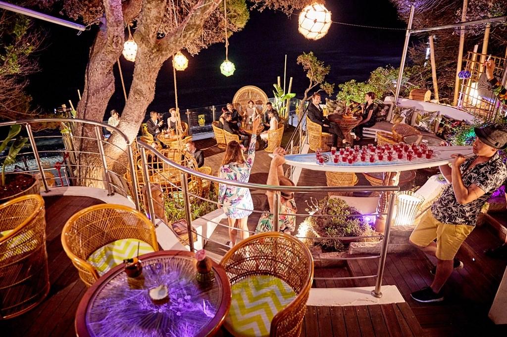 B5 Restaurace -bar Mahiki2.jfif