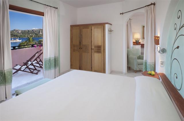 19_Falco_j.suite_il_Borgo_vm_lettoRGB.jpg