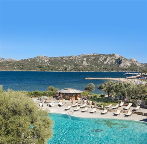 5a_Falco_piscina_bar_vm_RGB.jpg