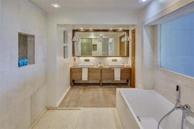 FVR_Hotel_Castello_Imperial Suite-1.jpg