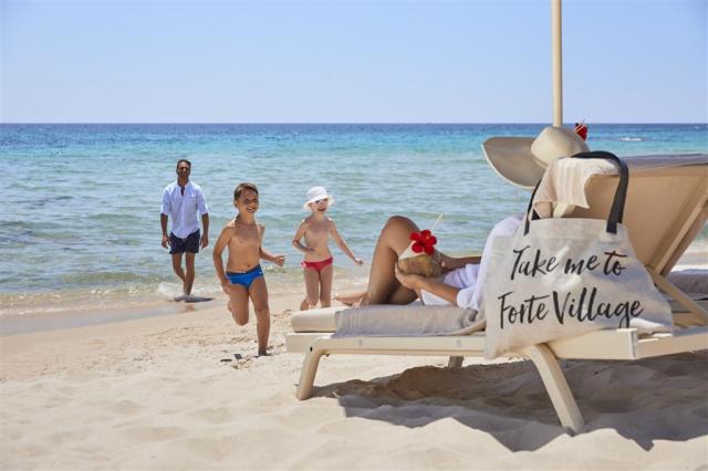 family_Beach (1).jpg