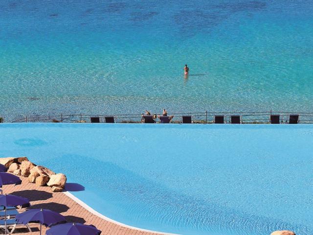 GRAND_HOTEL_CAPO_TESTA_bazen_more.jpg