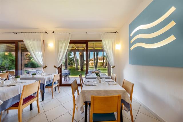 BLU_HOTEL_LACONIA_Restaurant (1).jpg