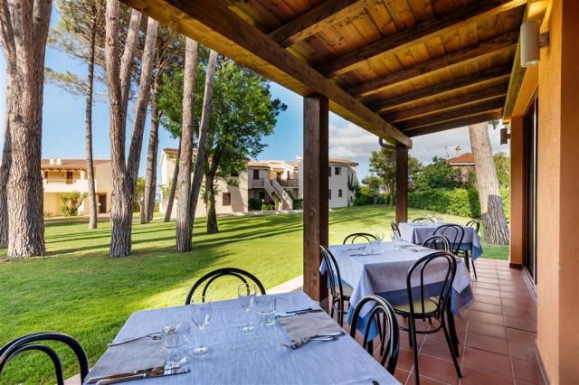 BLU_HOTEL_LACONIA_Restaurant (2).jpg