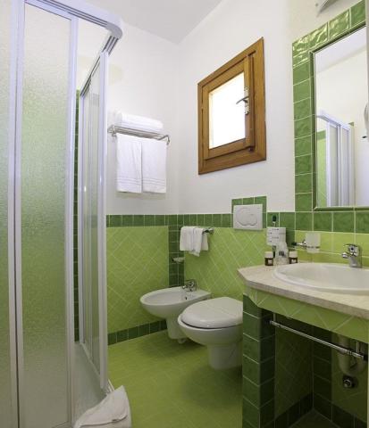 BLU_HOTEL_LACONIA_661x768.jpg