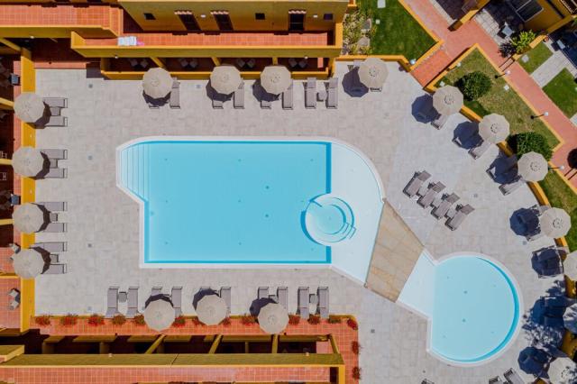 Hotel_laconia_village_cannigione.jpg