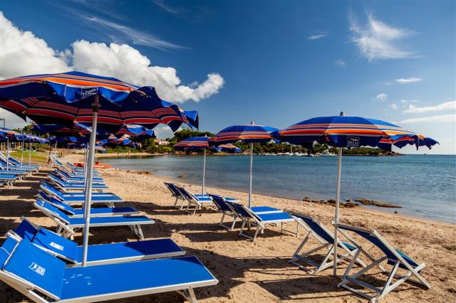 BLU_HOTEL_LACONIA_Laconia Beach (2).JPG