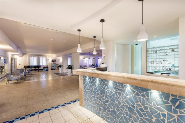 BLU_HOTEL_LACONIA_8649.jpg