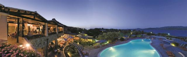 piscina1_schiarita.jpg
