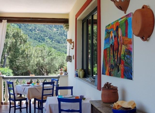 terrazza-con-quadro-640x467 (1).jpg