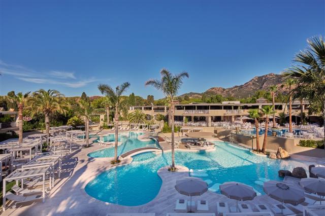 Pool_Oasis .jpg