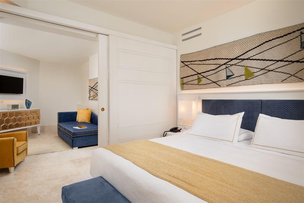 deluxe-suite-2-1.jpg