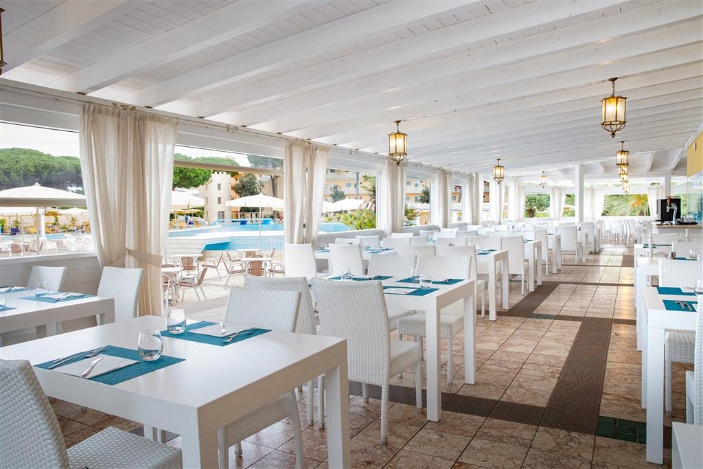 TIR_restaurant_02.jpg