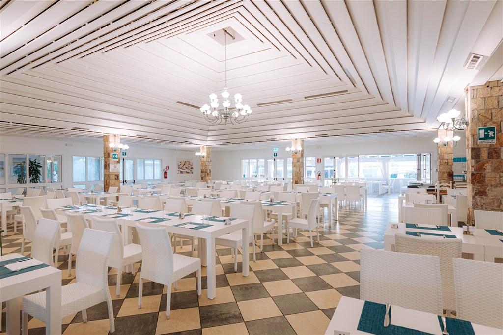 Restaurant 1.jpg