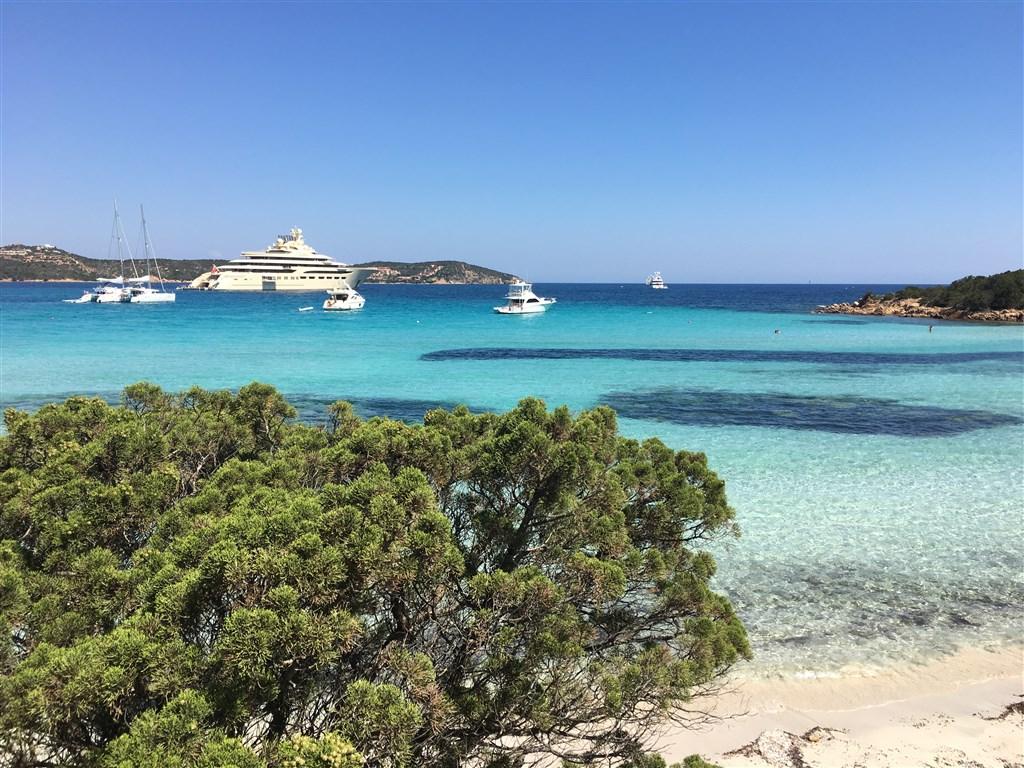 Spiaggia_Grande_Pevero_1149.JPG