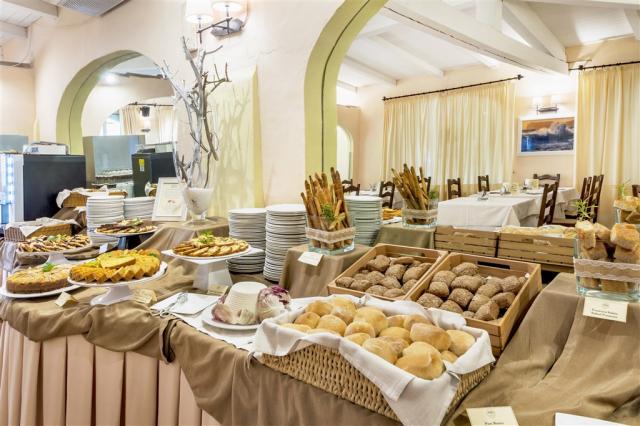 Breakfast 1.jpg