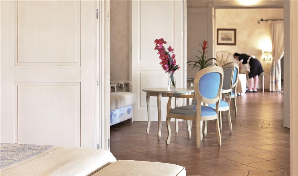 COLONNA_RESORT_imperial_suite.jpg