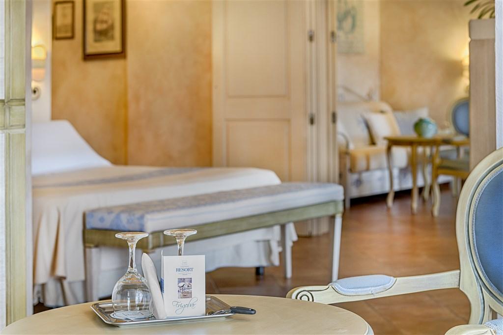 COLONNA_RESORT_tRoom_PresidentSuite2.jpg