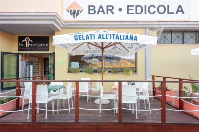 Bar 10.jpg